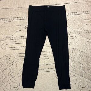 Women’s Black thermals